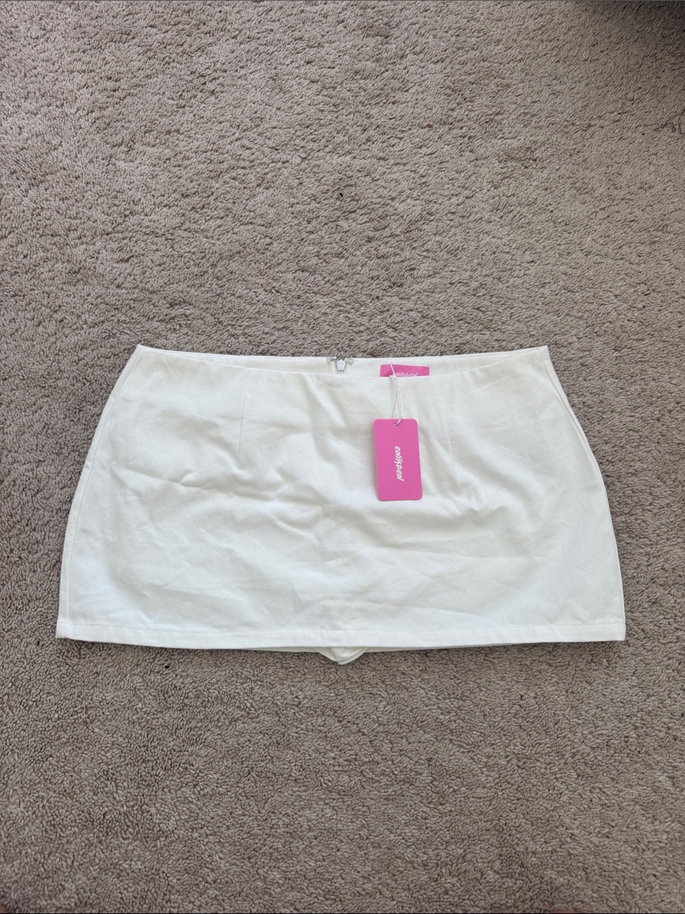 NWT Edikted White Mini Skort